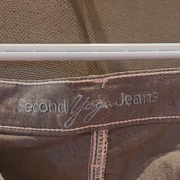 Second Yoga Pink Women's Skinny Jeans - Picture 2 of 10